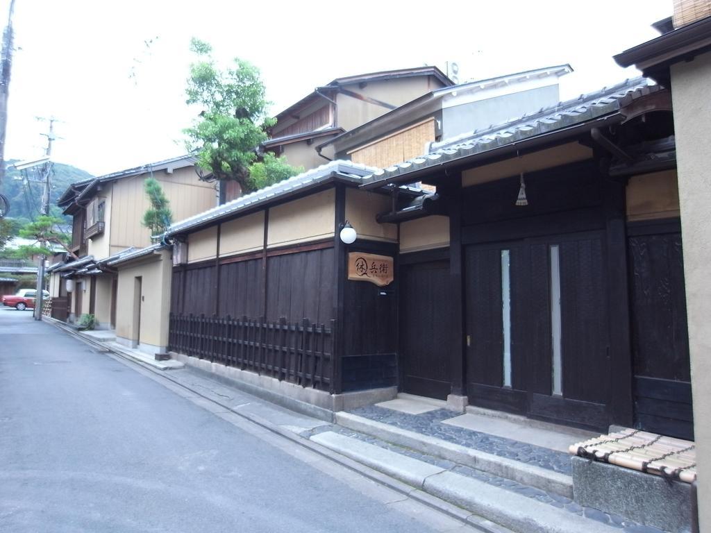 Gion Ryokan Q-beh Kyoto Bagian luar foto